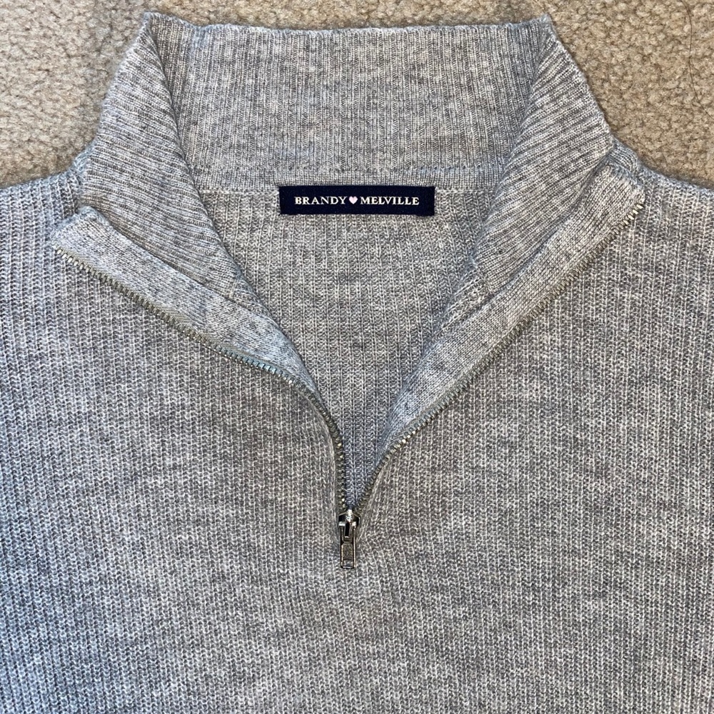 Wool sweater - Picture 2 of 2